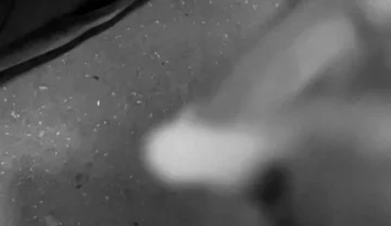 Handjob in Slowmotion Blowout