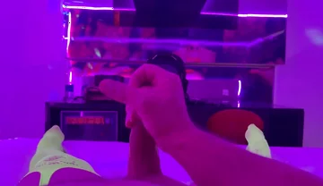 Jerking and Shooting a Nice Load