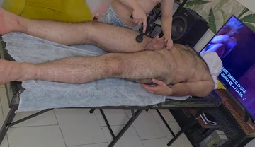 Oiled up and Open - Professional Masseur Gives Client the Full Service