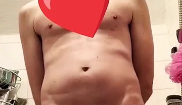 Big Boy Showing off