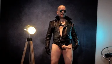 Berlin Leather 12