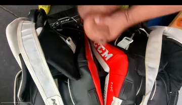 Jerking off in the Hockey Change Room