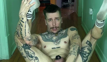 Tattoo Guy Ass Play with Toys