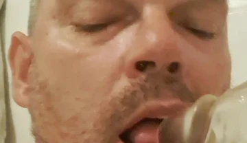 Sucking Performance of a Slut