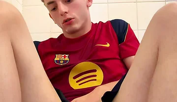 Twink Plays with His Piss and Pisses on Himself