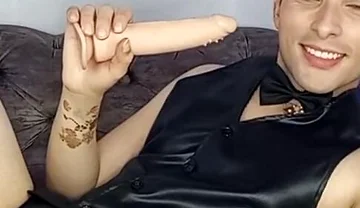 Smoking Fetish Sexy Boy Smoking a Cigarley While Sucking Dildo!