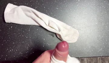 Exclusive: Guy Shows off His Legs and Cums on His Socks.