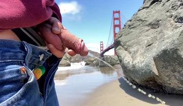 Pissing in Front of the Golden Gate Bridge