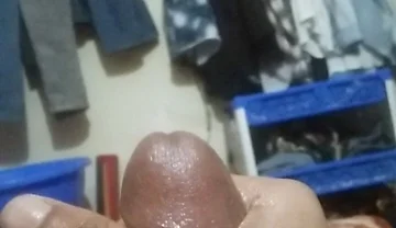 I Got a Handjob in My Room.