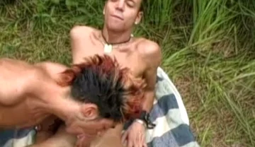 Twinsk Fucking in Exhib