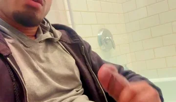 Gooning on the Toilet
