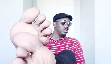 Male Soles in the Office (6) (2026)