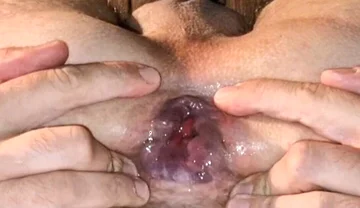 Big Ass Amateur Enjoys Anal Pleasure with Open Asshole