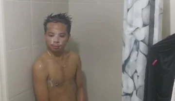 Pinoy Twink Get Hard Under the Shower