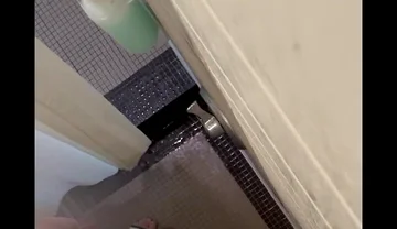 Gym Shower Showoff