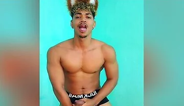 Cubanfox, Furry, Masturbandose Su Enorme Polla De 24 Cm