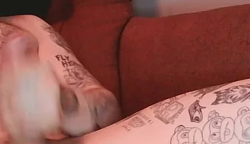 Cumming in a King Chair Cuz I Am King