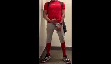 Baseball Dilf Jockdad87 Edges His Cock in Gear