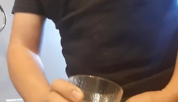 Pinoy Celebrity Host Jakol !!! Pinutok Sa Baso