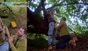 Sneaky BJ at the Park