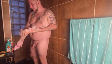 Jimbob Gets Wet and Messy in the Shower