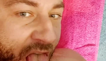 I Swallow a Delicious Sperm Dessert