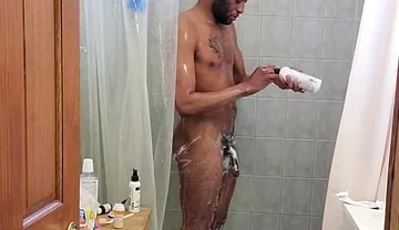 Kenniejai Showers for You