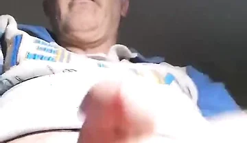 A Quick with Cumshot Just Got up From the Hot Bed
