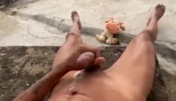 A Cumshot to Relieve Stress in the Backyard