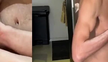 Giant Guy Giving His Ass to the Twink