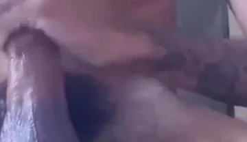 Skinny Pau Grande Enjoys 7 Jets of Milk