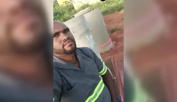 Alone at the Construction Site, I Always Secretly Masturbate.