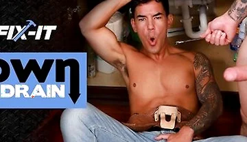 Sexy Mr.fix It Flip Fucks Bubble Butt Jock - Trevor Brooks