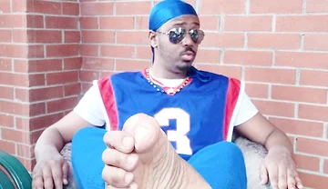 I Wiggle and Scrunch My Male Feet (2025)