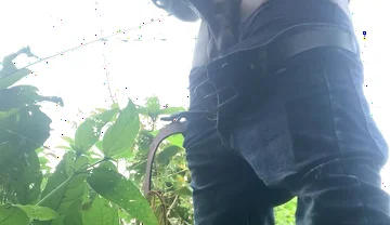 Quick Cum After a Long Walk in the Woods