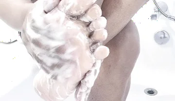 I Clean Sensually My Feet (2025)