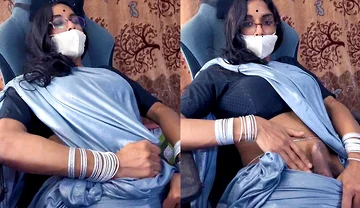 Crossdresser Jerk off in Saree