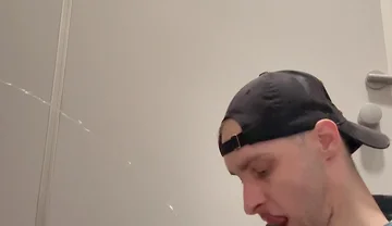 Gay Skinhead Kinkysirius Take a Gold Shower Public Toilet