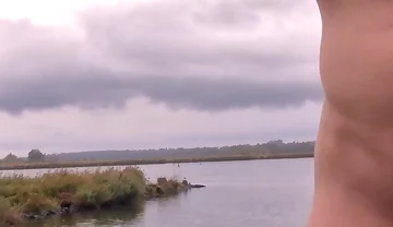 Horny Blonde Gay Boy Sneaky Water Nudity & Pis-thrill