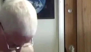 Great Orgasm in Latest Web -show with Close up