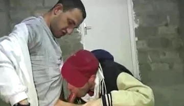 Arab proll master cock sucking