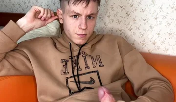 Petite Twink's Intense Jerk off Climax
