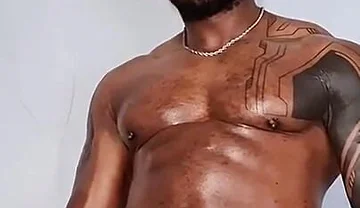 Week 5 of Pumping. Got This New Outfit