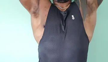 Amadeus Mode muscle man