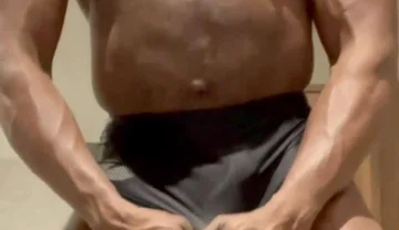 Sexy Black Muscle Stepdad Vibrating Sex Toy Wank