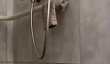 Shower Silel on the Sack