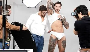 Men - Dann Grey Watches Papi Kocic Posing For A Photoshoot And Wonders What His Cock Would Feel Like