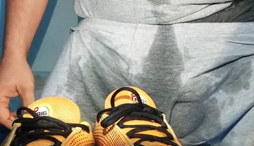 Dirty Socks, Piss and the Dirtyjunkbro. Hammer!!!